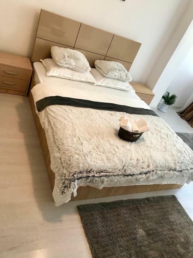 Anastasia Apartament Cu 2 Camere Orşova Esterno foto